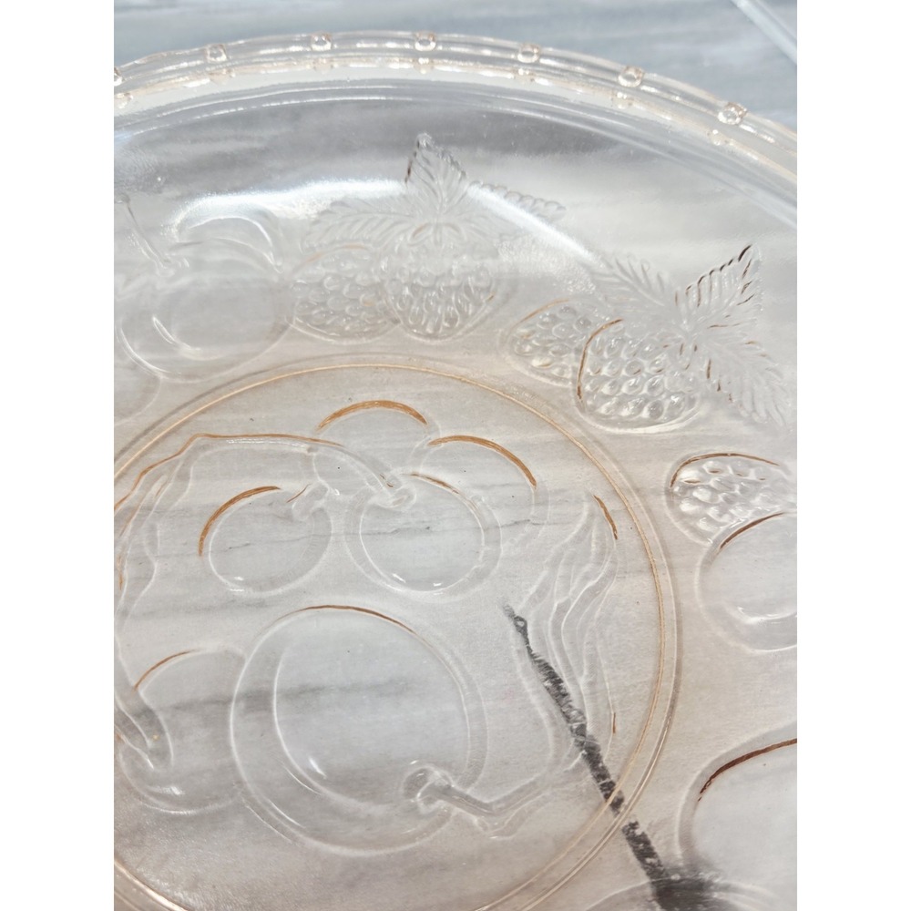 Vintage Pink Glass Bowl KIG Indonesia Fruit Pattern‎ Depression Glass - Picture 2 of 7